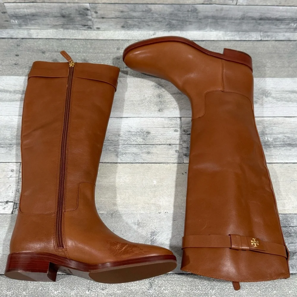 TORY BURCH EVERLY STRAP RIDING BOOTS - SIERRA TAN - SIZE - 7M .US